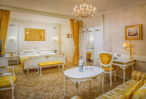  Schlosshotel Römischer Kaiser  Вена